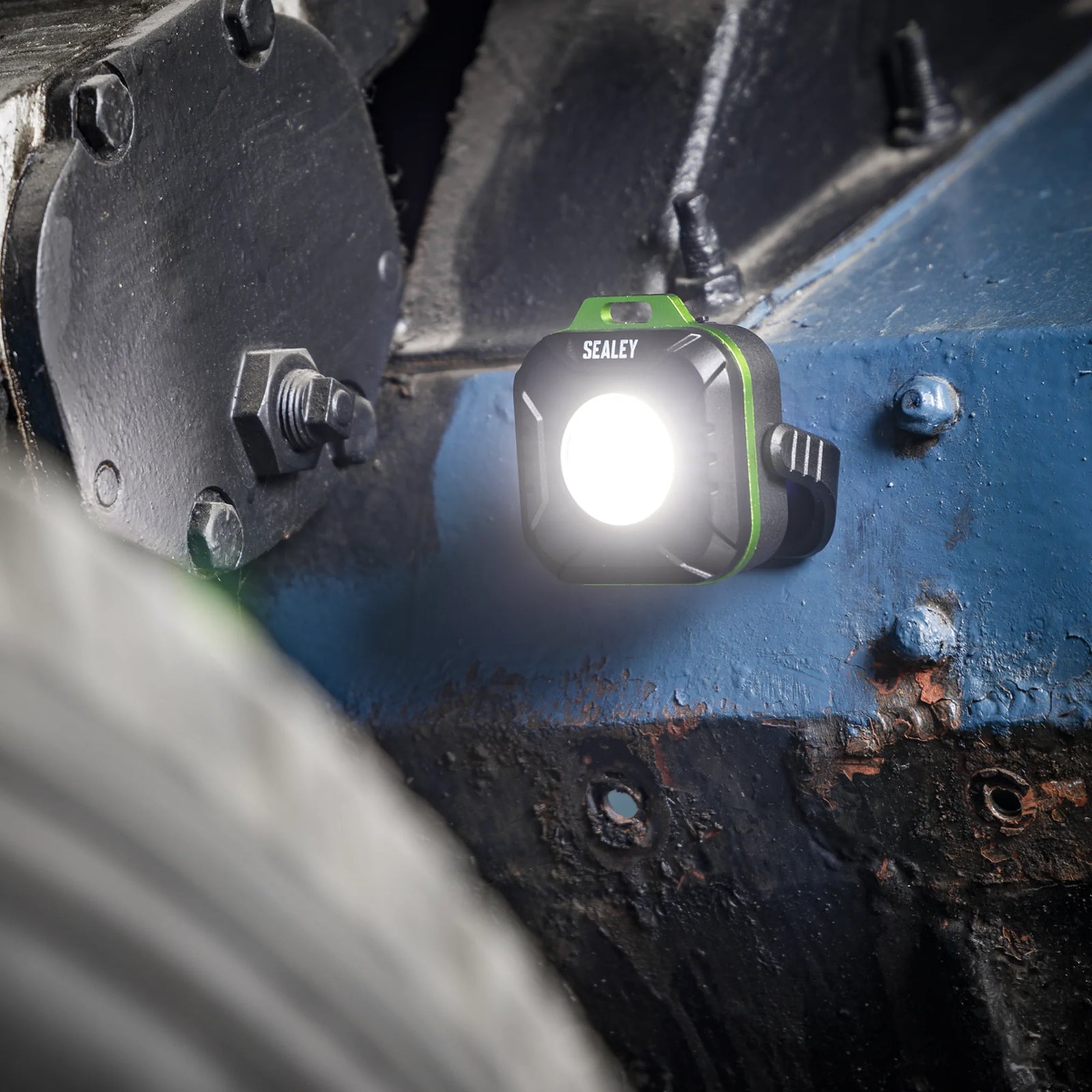 Sealey Rechargeable Pocket Floodlight LED500P 500 Lumen