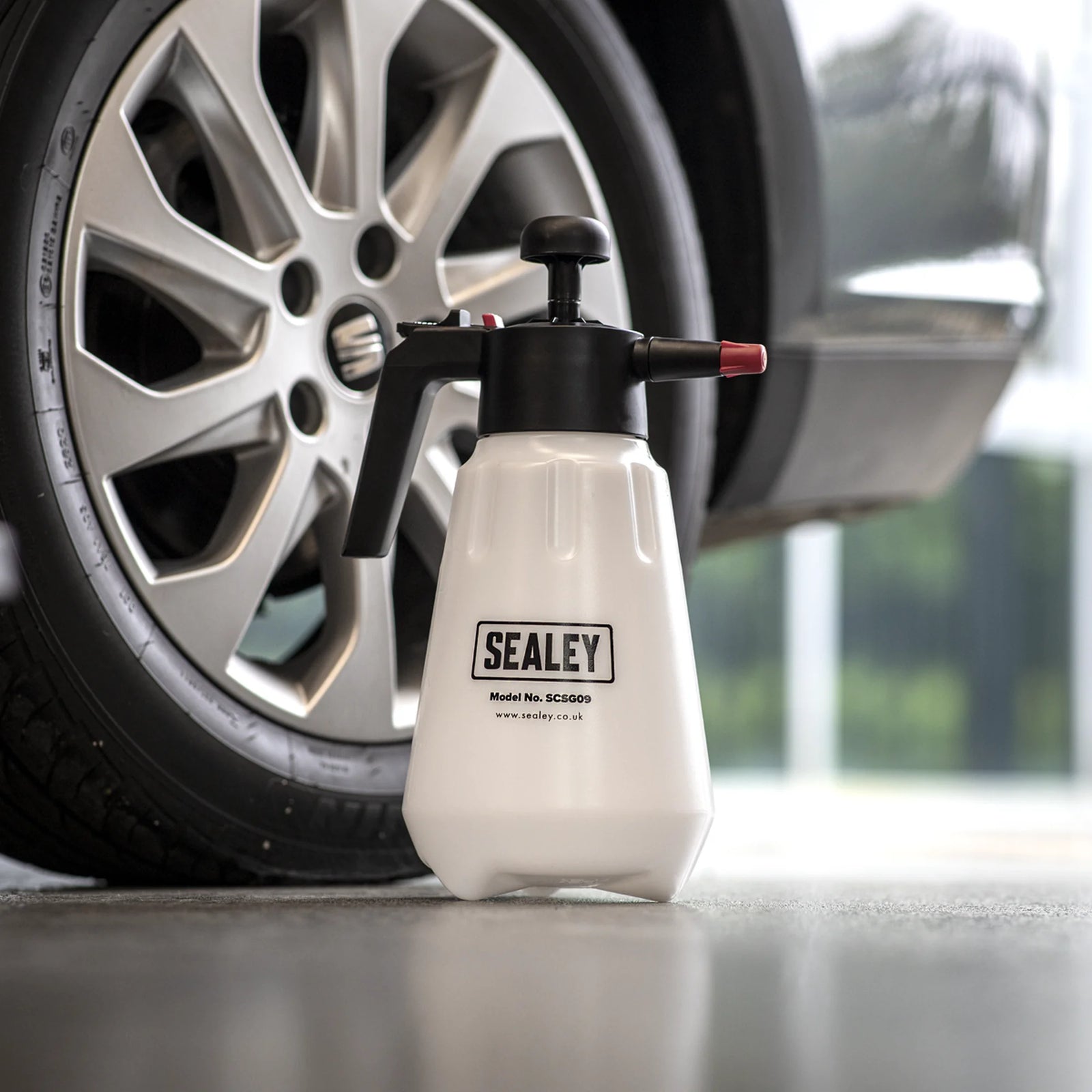 Sealey Snow Foaming Pressure Sprayer 2L SCSG09