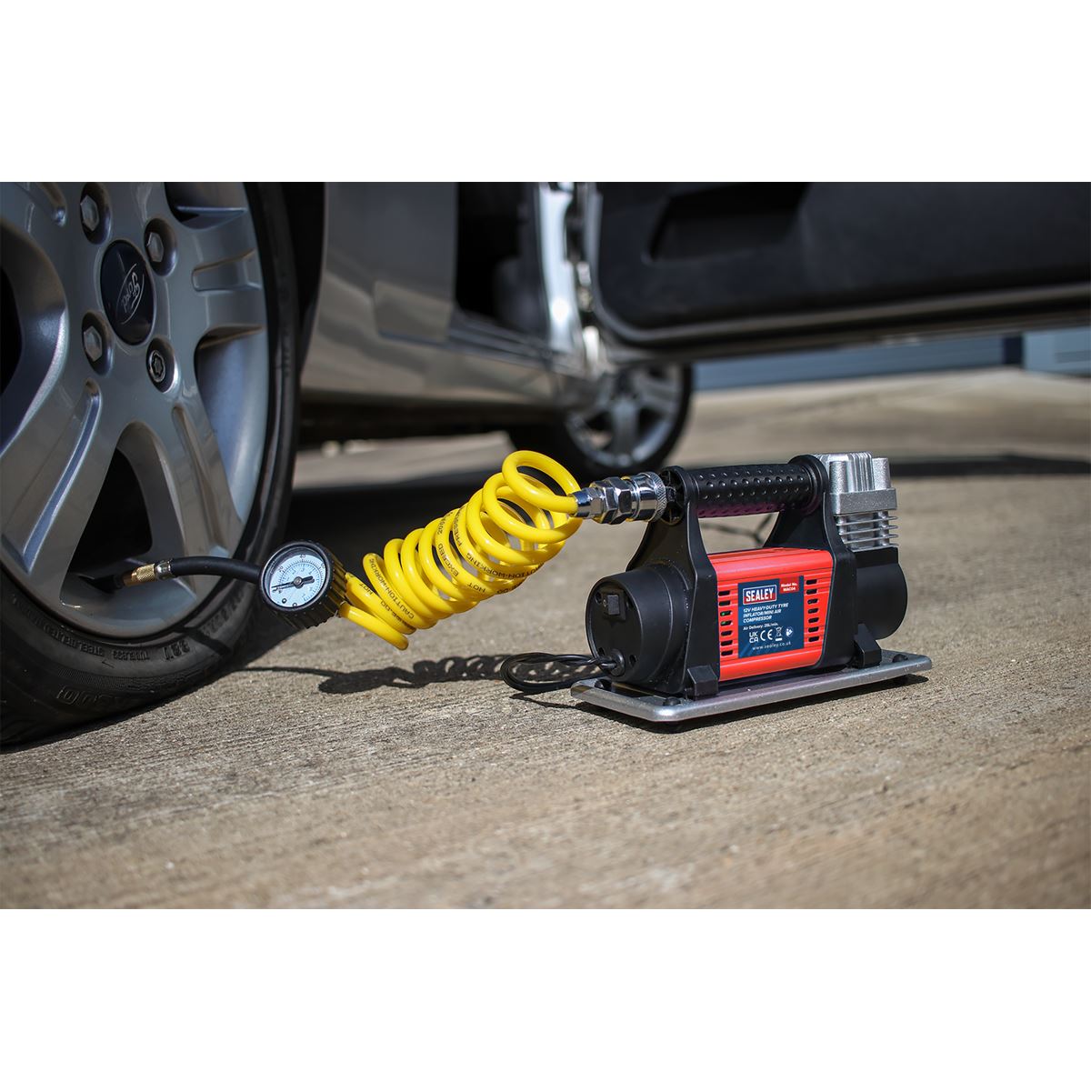 SEALEY 12V Car Bike Digital Tyre Inflator Mini Air Compressor Pump & Bag MAC04