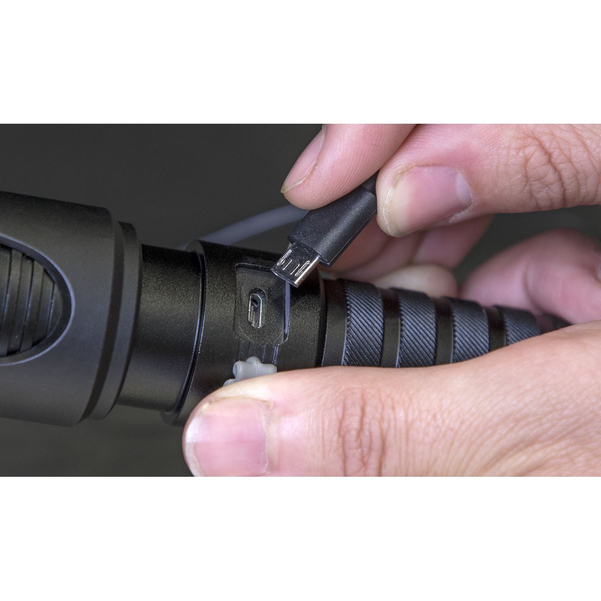 Sealey Aluminium Torch 10W SMD LED Adjustable Focus Rechargeable with USB Port