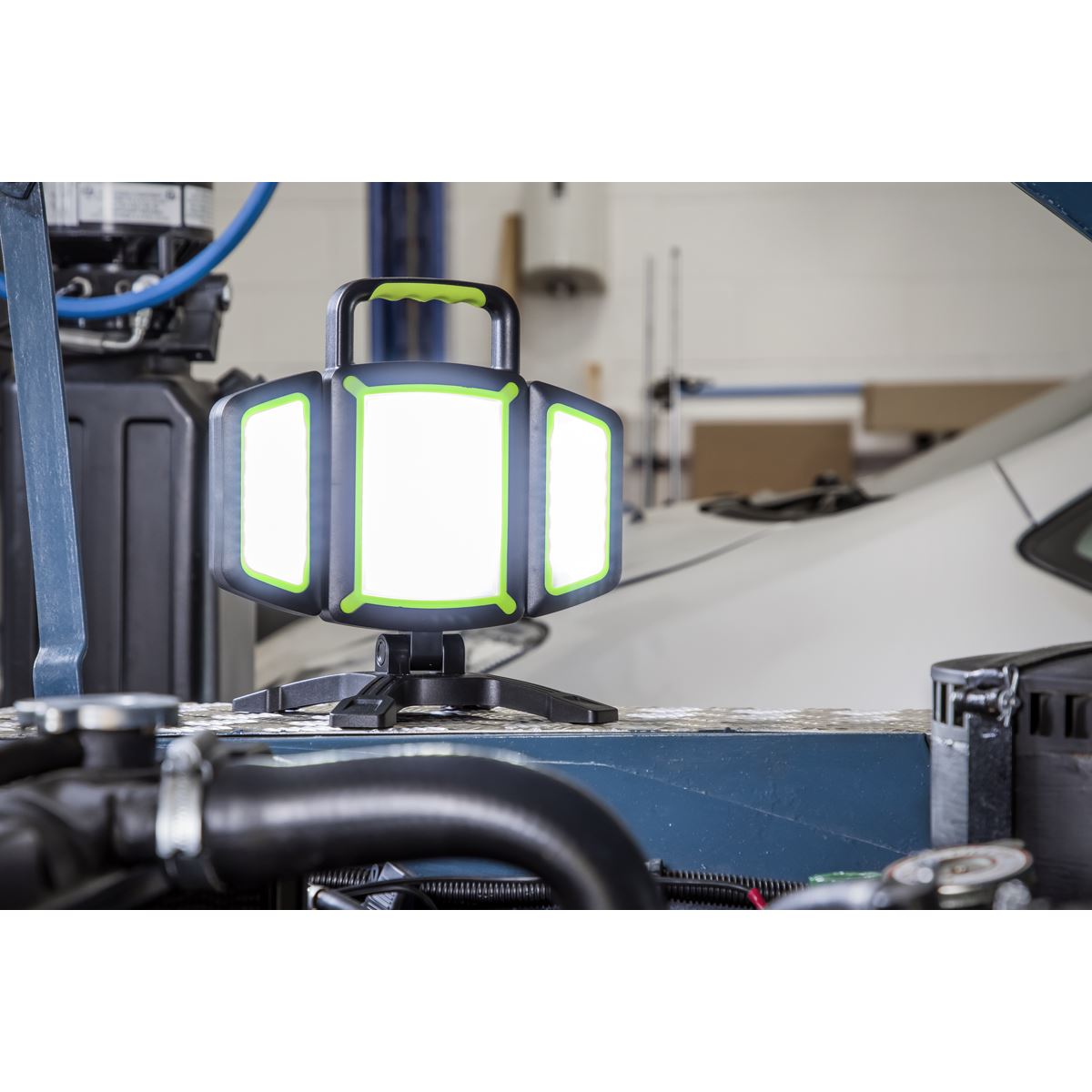 Sealey Rechargeable Flexible Floodlight with Tripod LED18WFLCOMBO