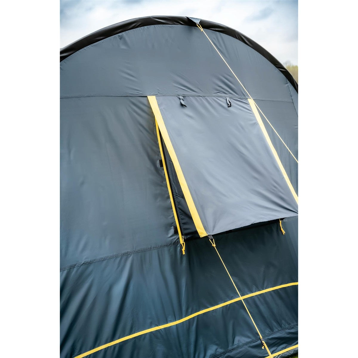 Maypole Bewdley  4 Person Tunnel Tent  (Poled) - 480 x 280 x 190cm