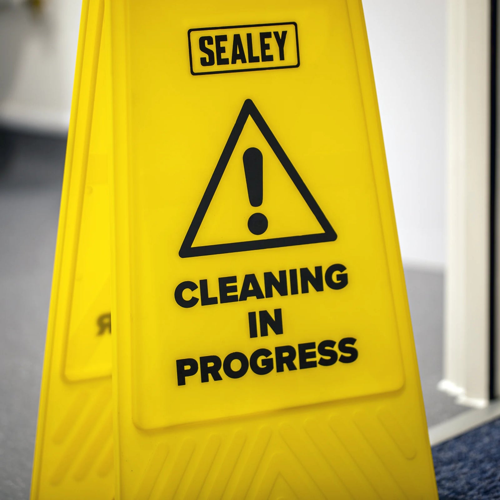 Sealey Wet Floor Signs Pack of 2 - 620 x 300mm