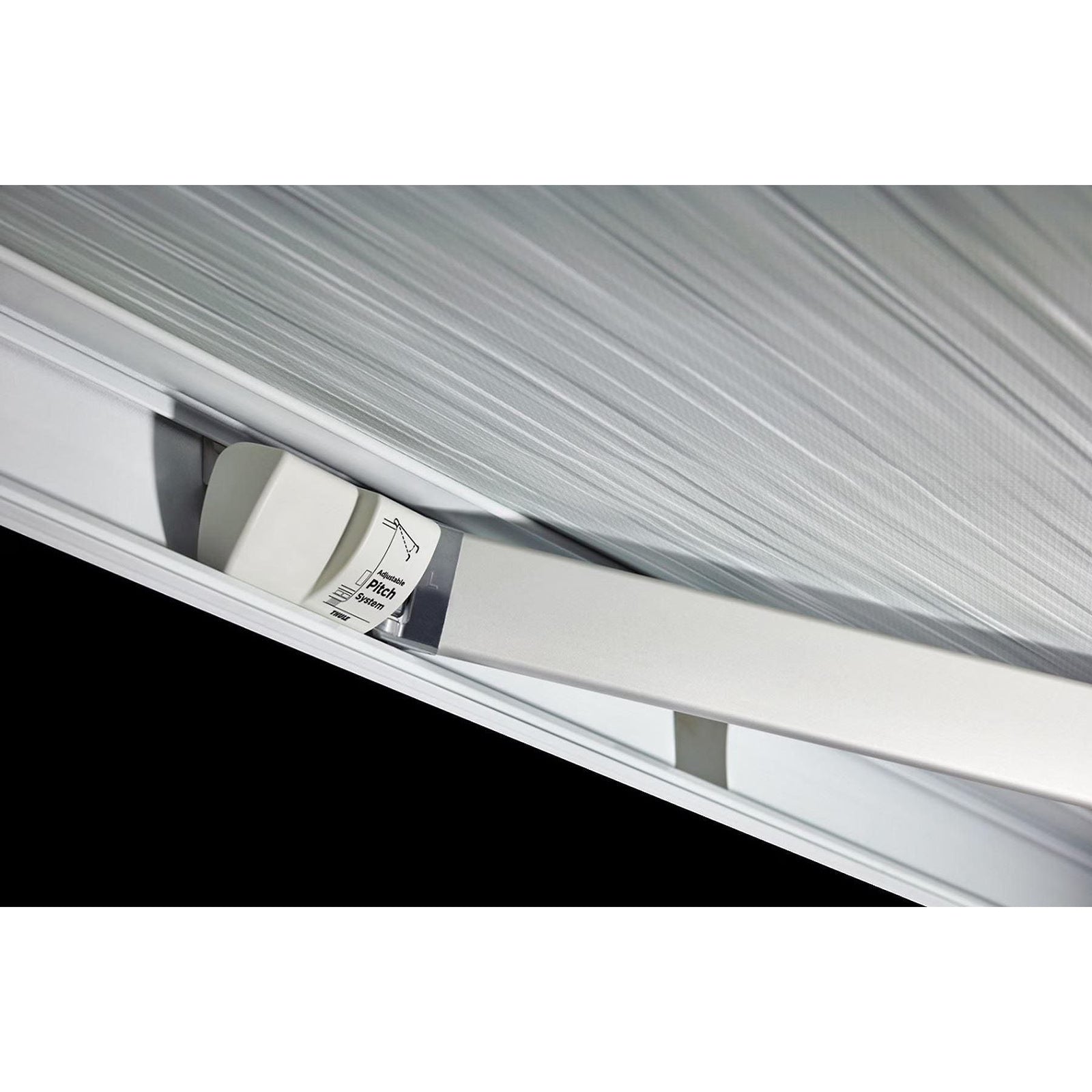 Thule Omnistor 6300 Roof Awning 3.00x2.50 White Frame