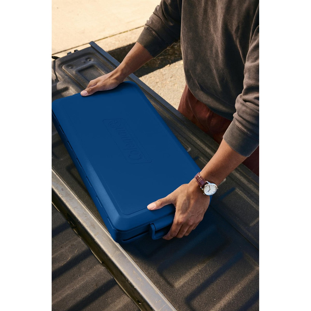 Coleman Snap N Go Blue Sapphire 35QT Collapsible Cooler Coolbox