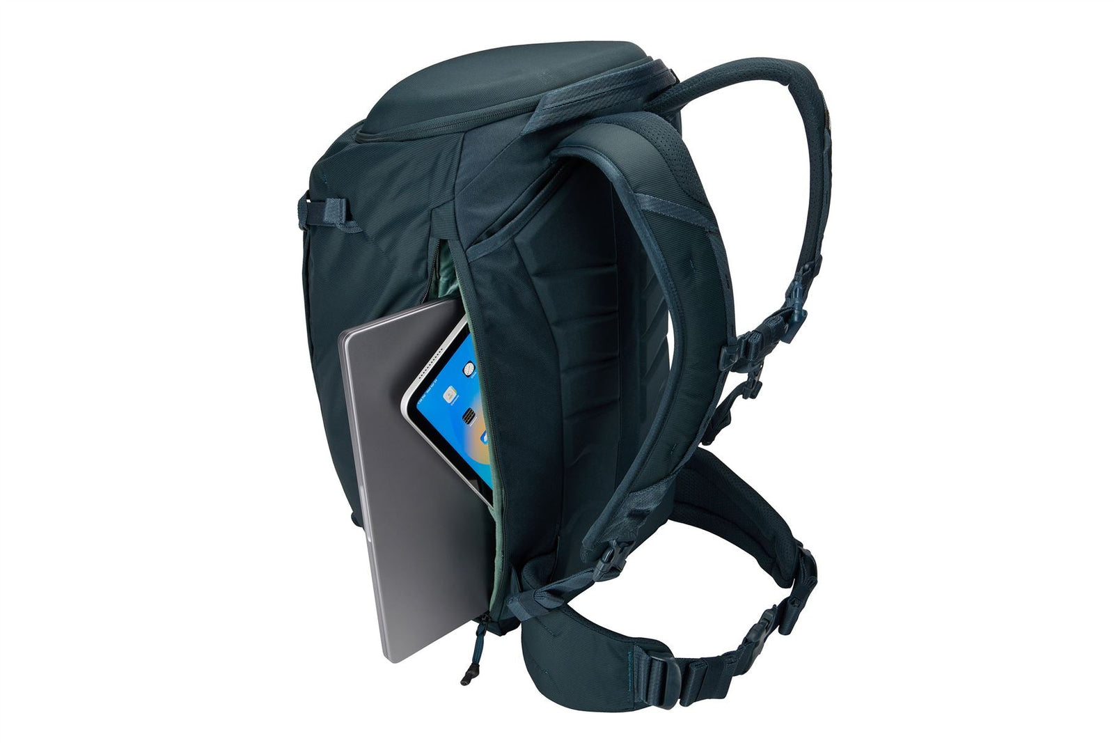 Thule Landmark 40L travel pack darkest blue