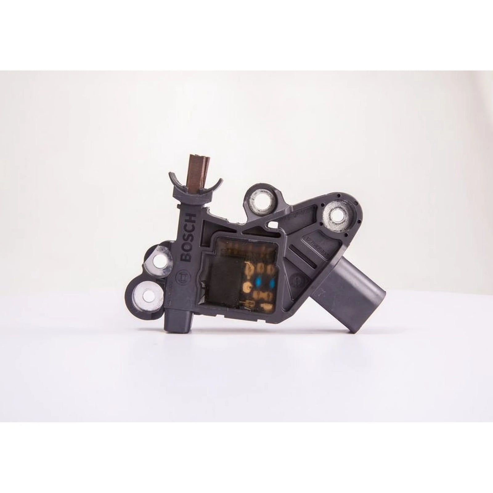 Bosch Alternator Voltage Regulator 0 272 220 734