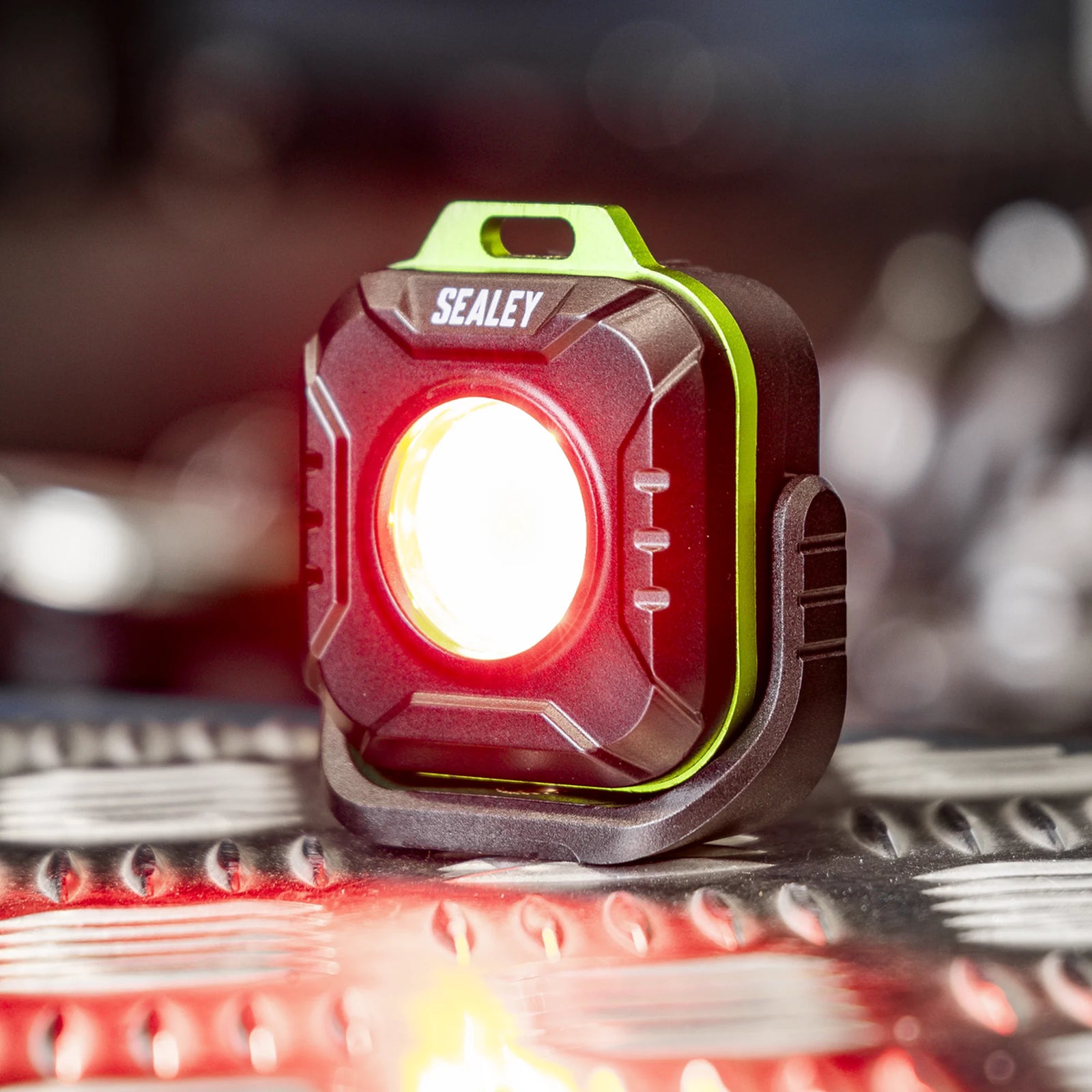 Sealey Rechargeable Pocket Floodlight LED500P 500 Lumen