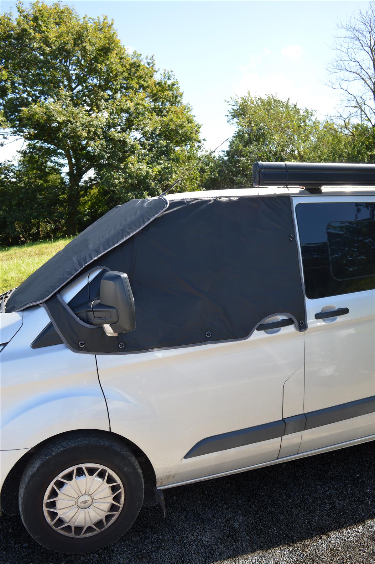Maypole External Blackout Screen for Ford Transit Custom