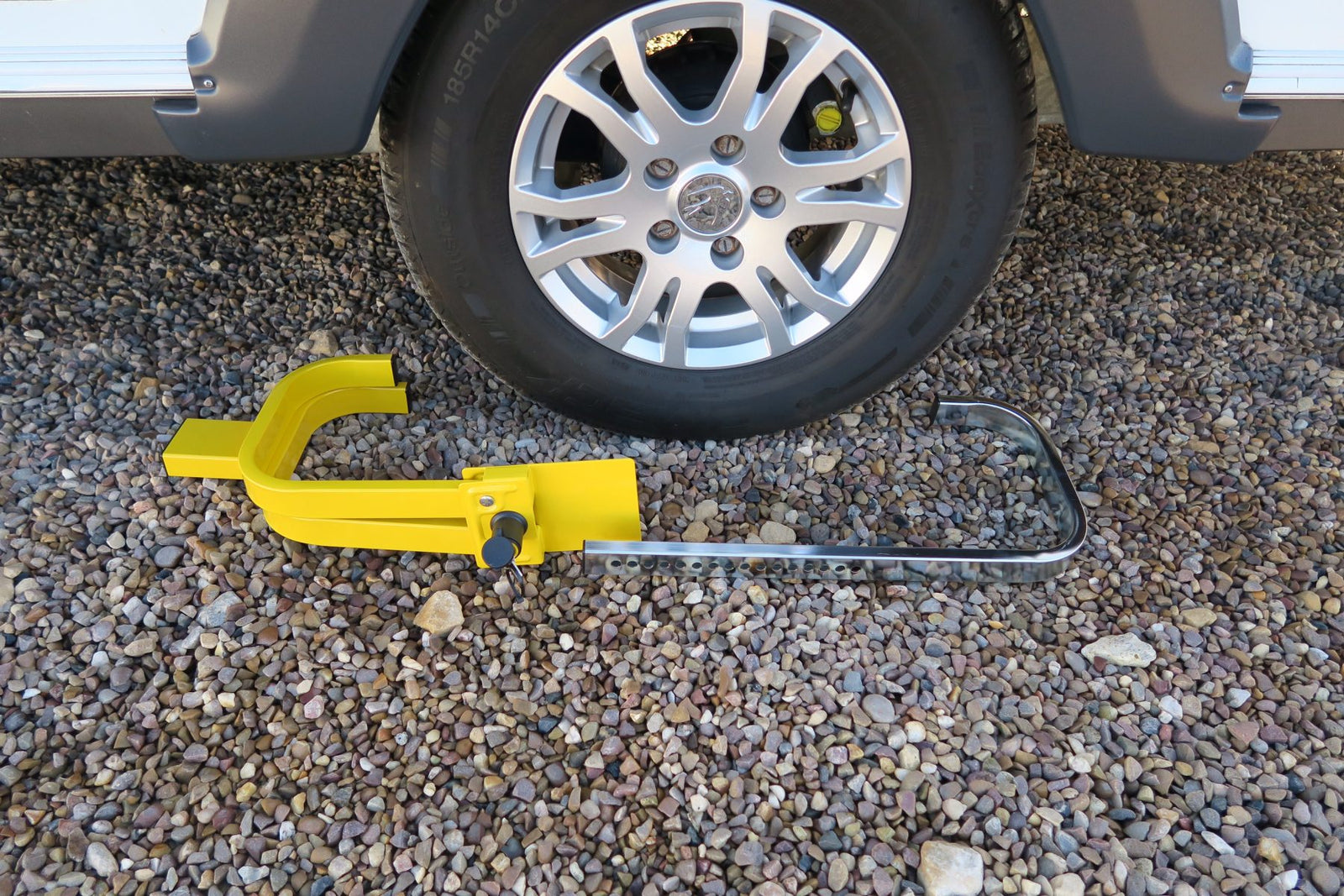 Milenco Lightweight Wheelclamp – Trailer 8"–10" Wheels – Insurance Approved – Code 0970
