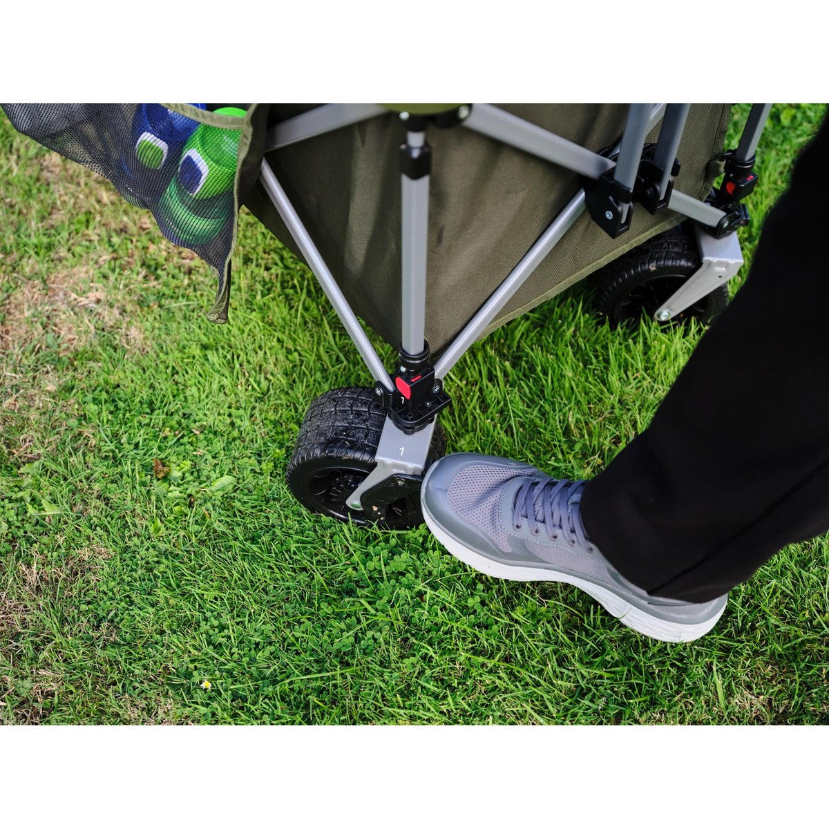Coleman Ultimate Terrain Wagon Pull Along Trolley Cart 180kg