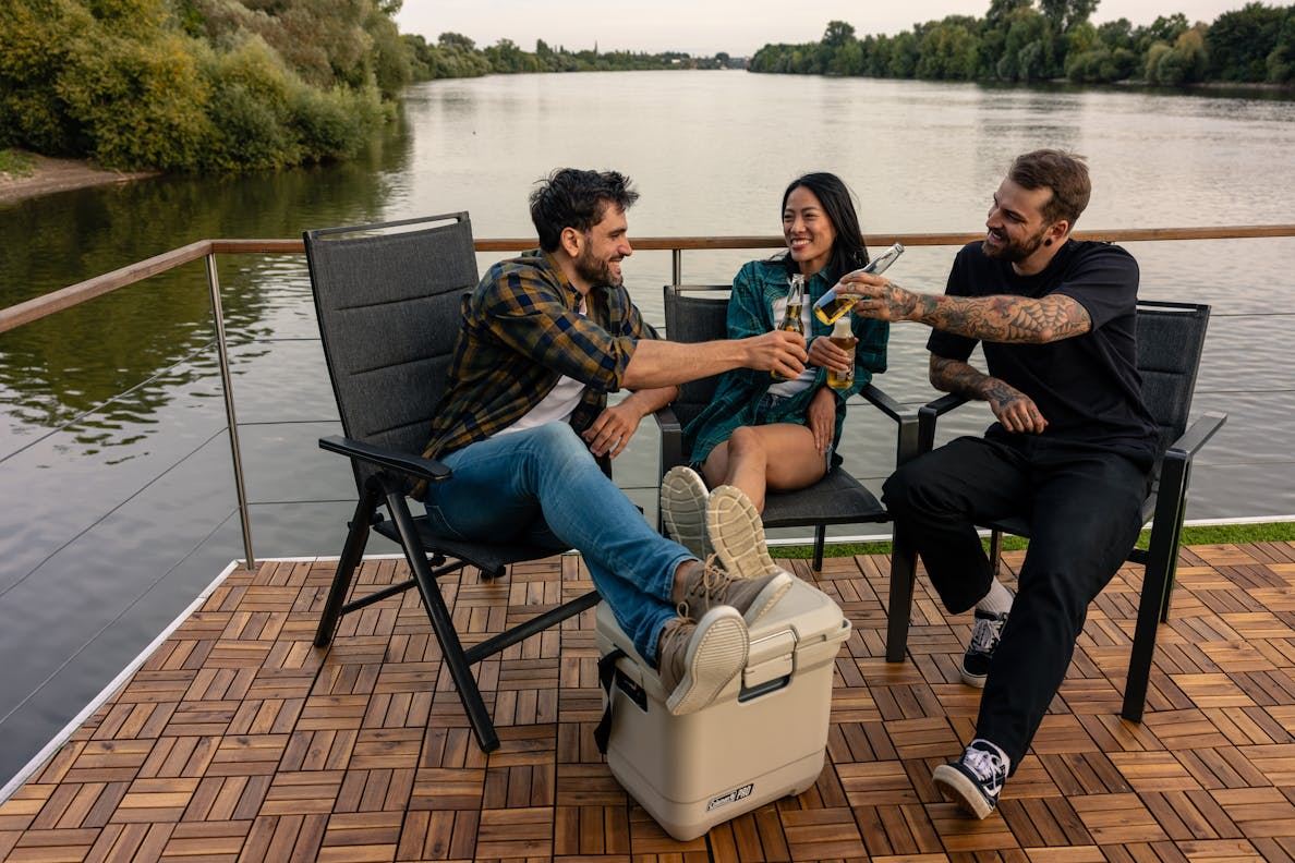 Coleman Pro 25QT Cooler Box