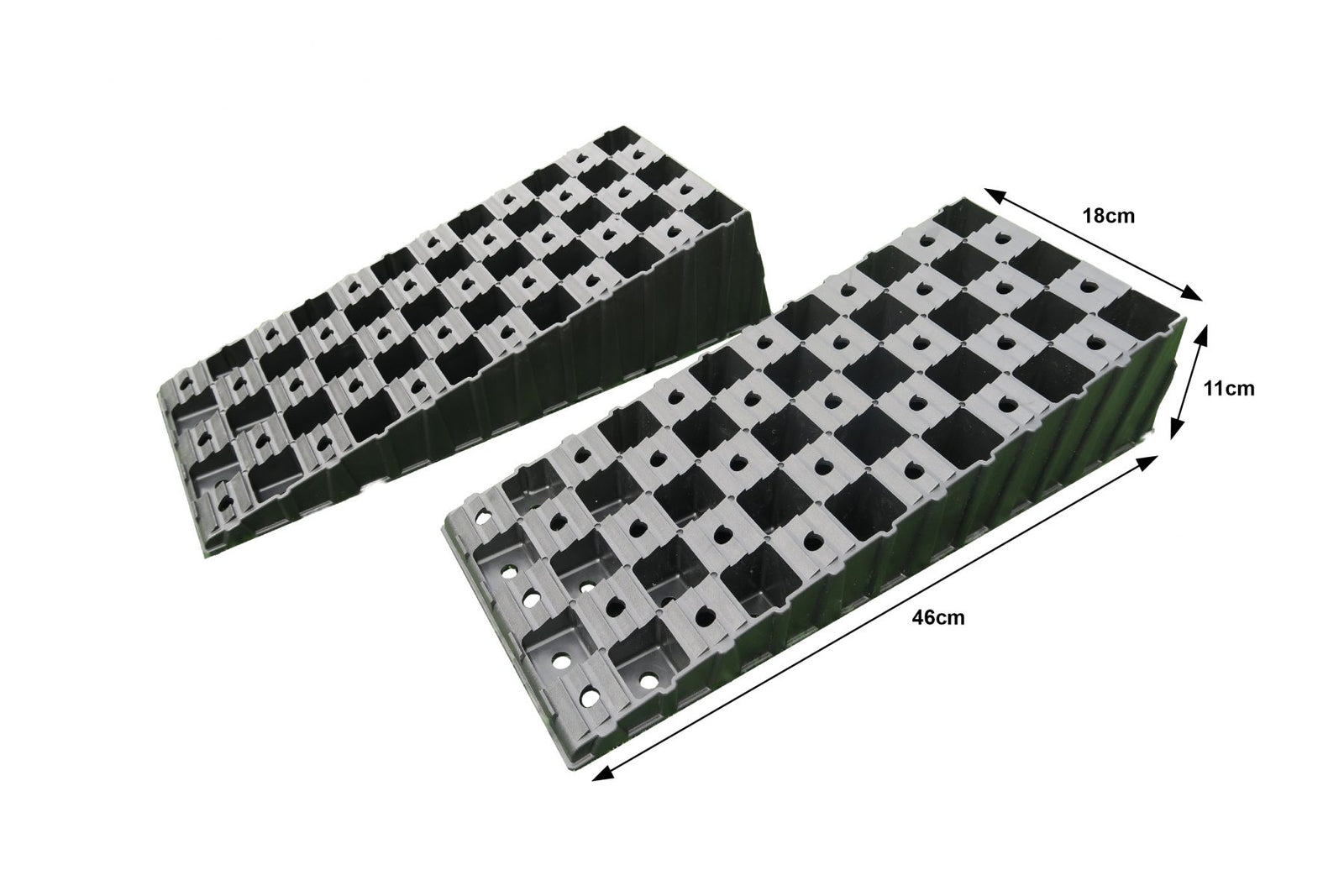 Milenco MGI Wedge Levels – Pair of Wheel Levelling Ramps – Wide-Base, High-Grip
