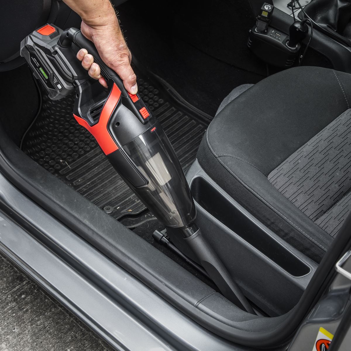 Sealey Cordless Handheld Vacuum Cleaner 650ml 20V SV20 Series Body Only