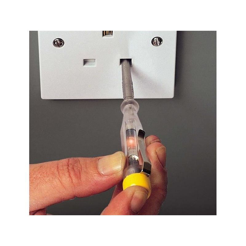 Stanley® Hand Tools FatMax® VDE Insulated Voltage Tester