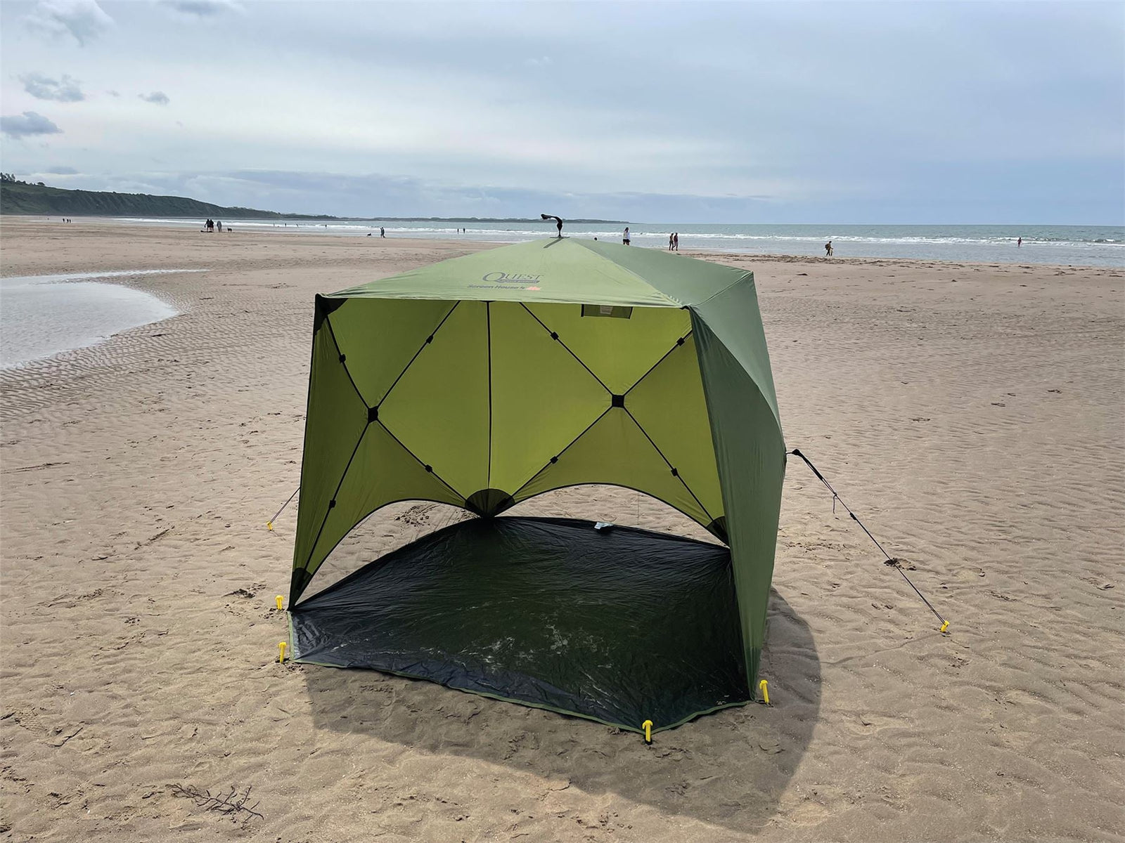 Quest Screen House 4 Mini pop up Gazebo Green