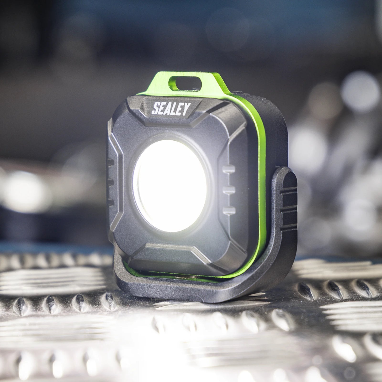 Sealey Rechargeable Pocket Floodlight LED500P 500 Lumen