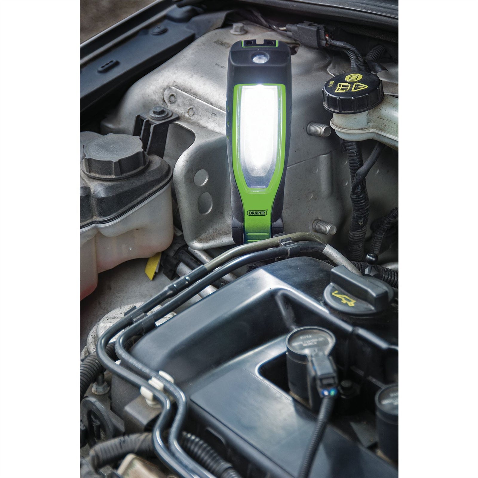 Draper COB/SMD LED Rechargeable Inspection Lamp, 7W, 700 Lumens, Green 11759