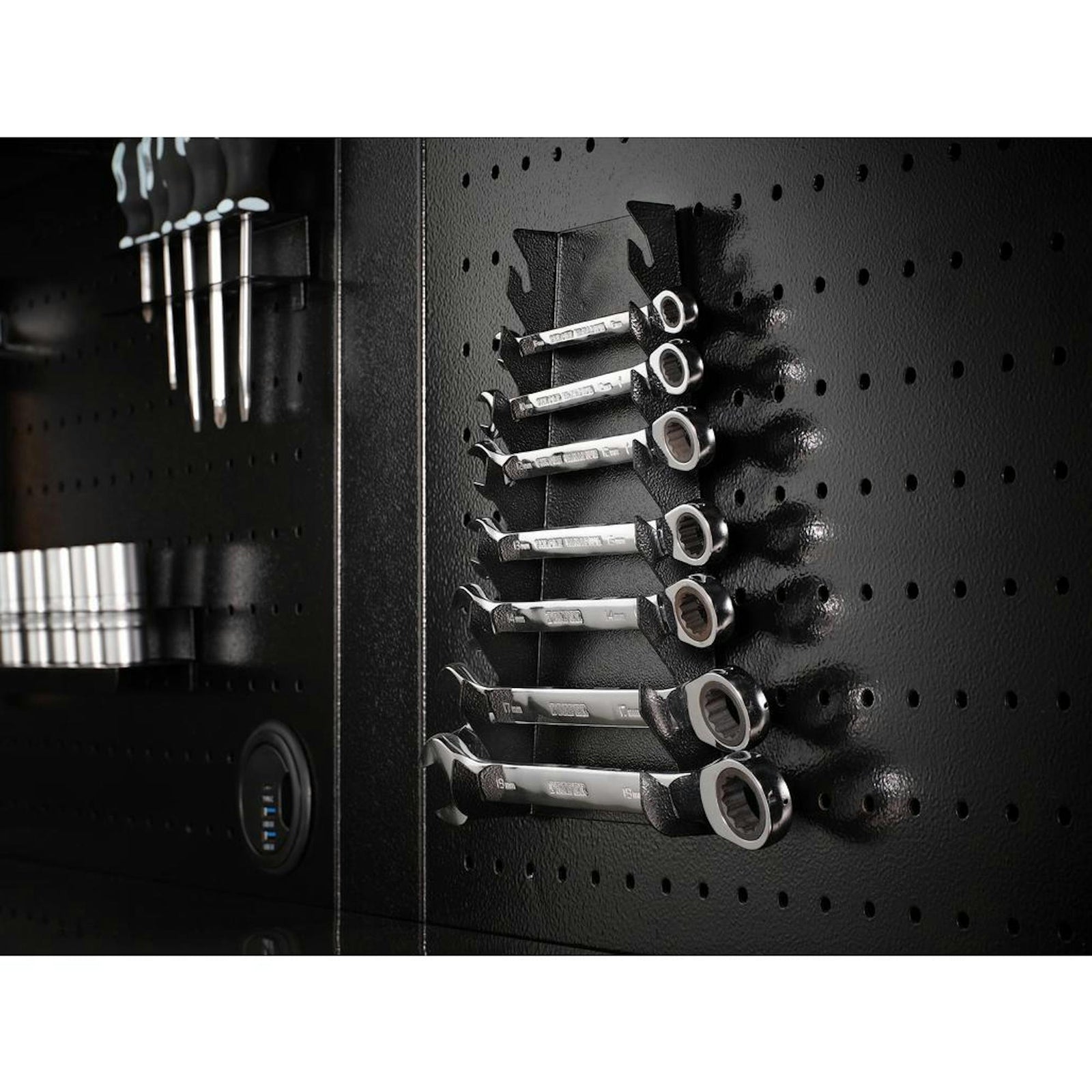 BUNKER Tool Rack, 143-180mm