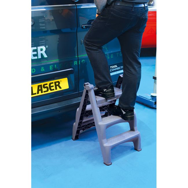 Laser Insulating Folding 3-Step Ladder