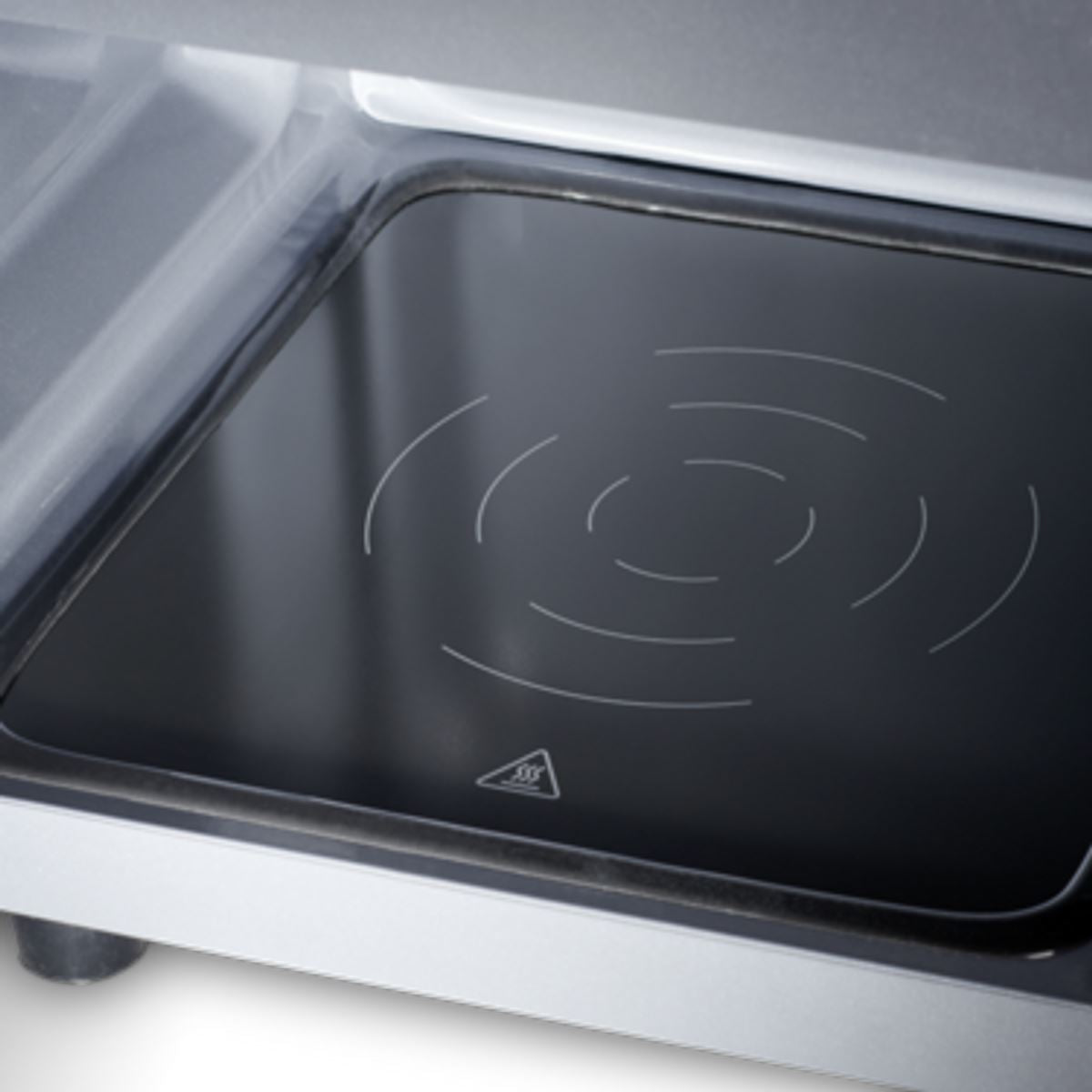 Dometic Microwave 17 Litre in Black 700W 230V