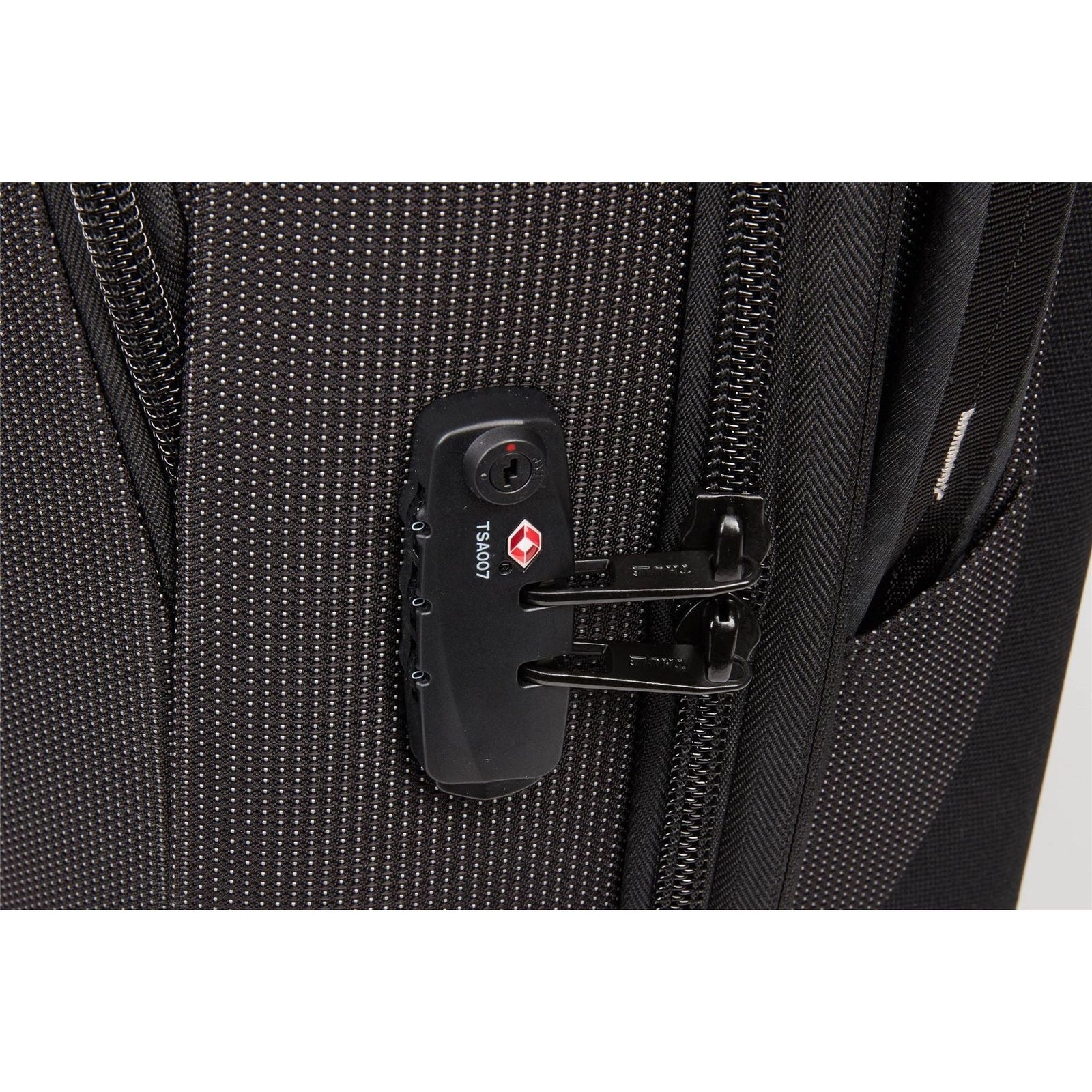 Thule Crossover 2 carry on Spinner Black Carry-on Luggage