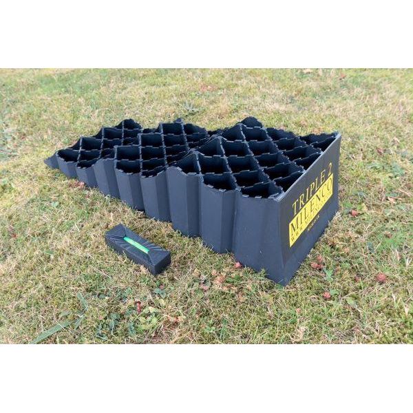 2  x Milenco Levelling Block