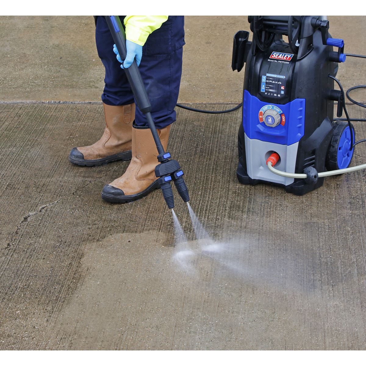 Sealey Pressure Washer 150bar 810L/hr Twin Pump with TSS & Rotablast Nozzle