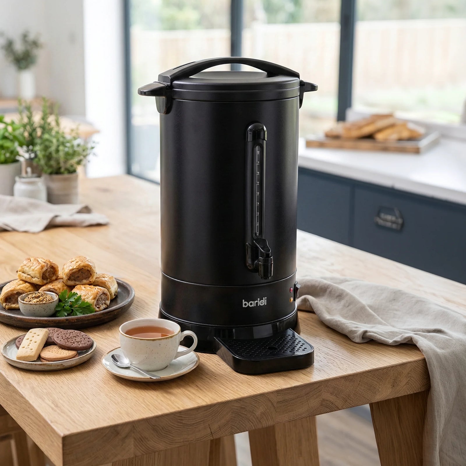 Baridi Hot Water Boiler 20L Capacity DH431 - Black