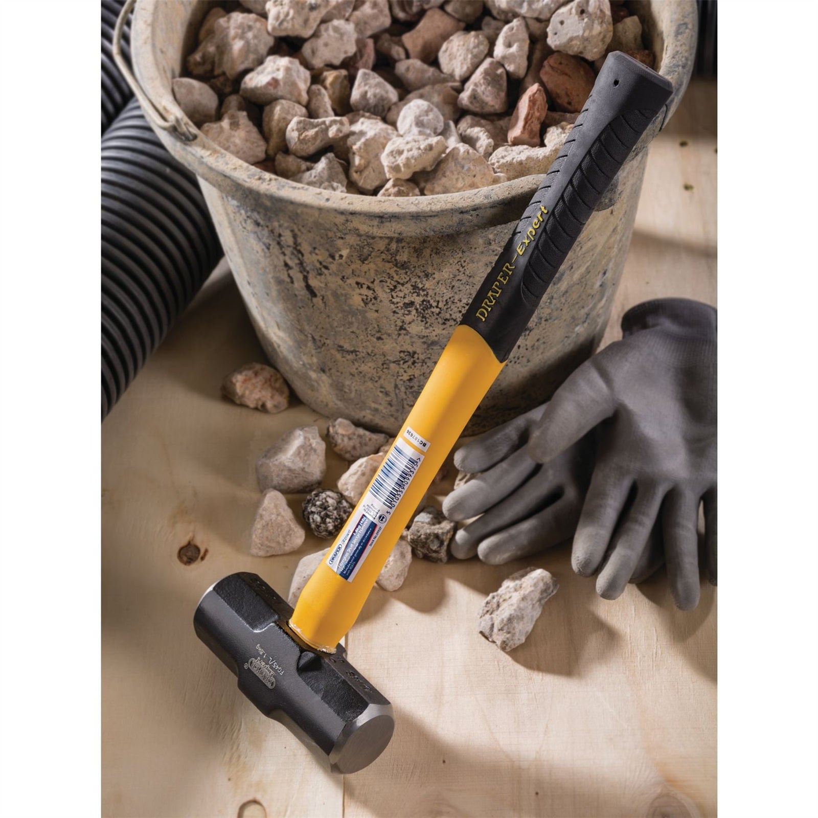 Draper Expert Fibreglass Short Shaft Sledge Hammer, 1.8kg/4lb 09937