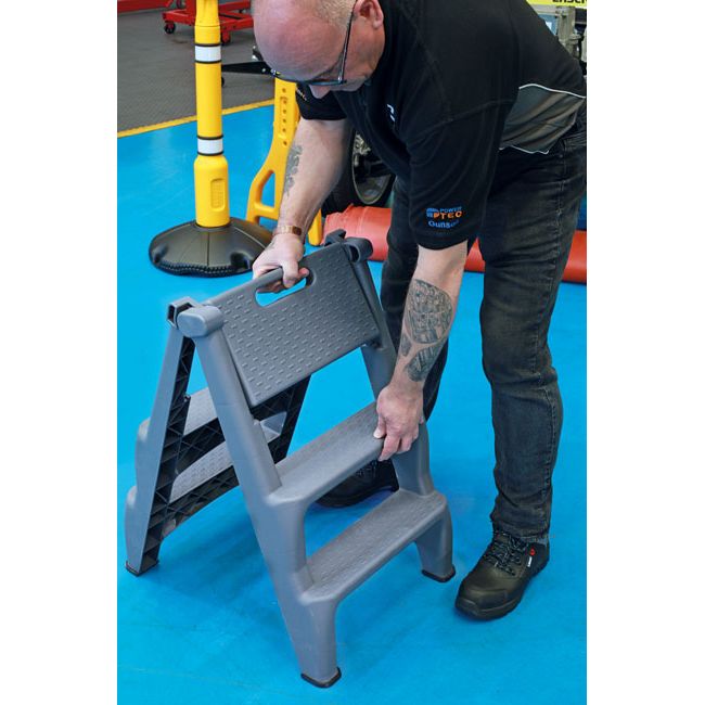 Laser Insulating Folding 3-Step Ladder