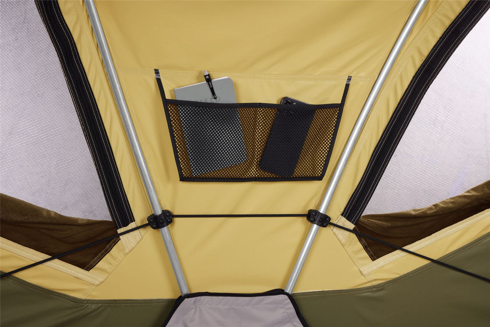 Thule Approach M two/three-person roof top tent fennel tan