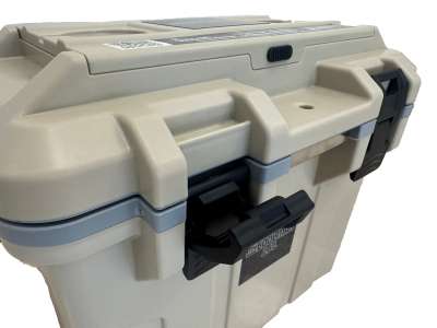 myCOOLMAN 16L Icebox – Compact Hard Cooler with Baskets, Dry-Store Lid & Bottle Opener