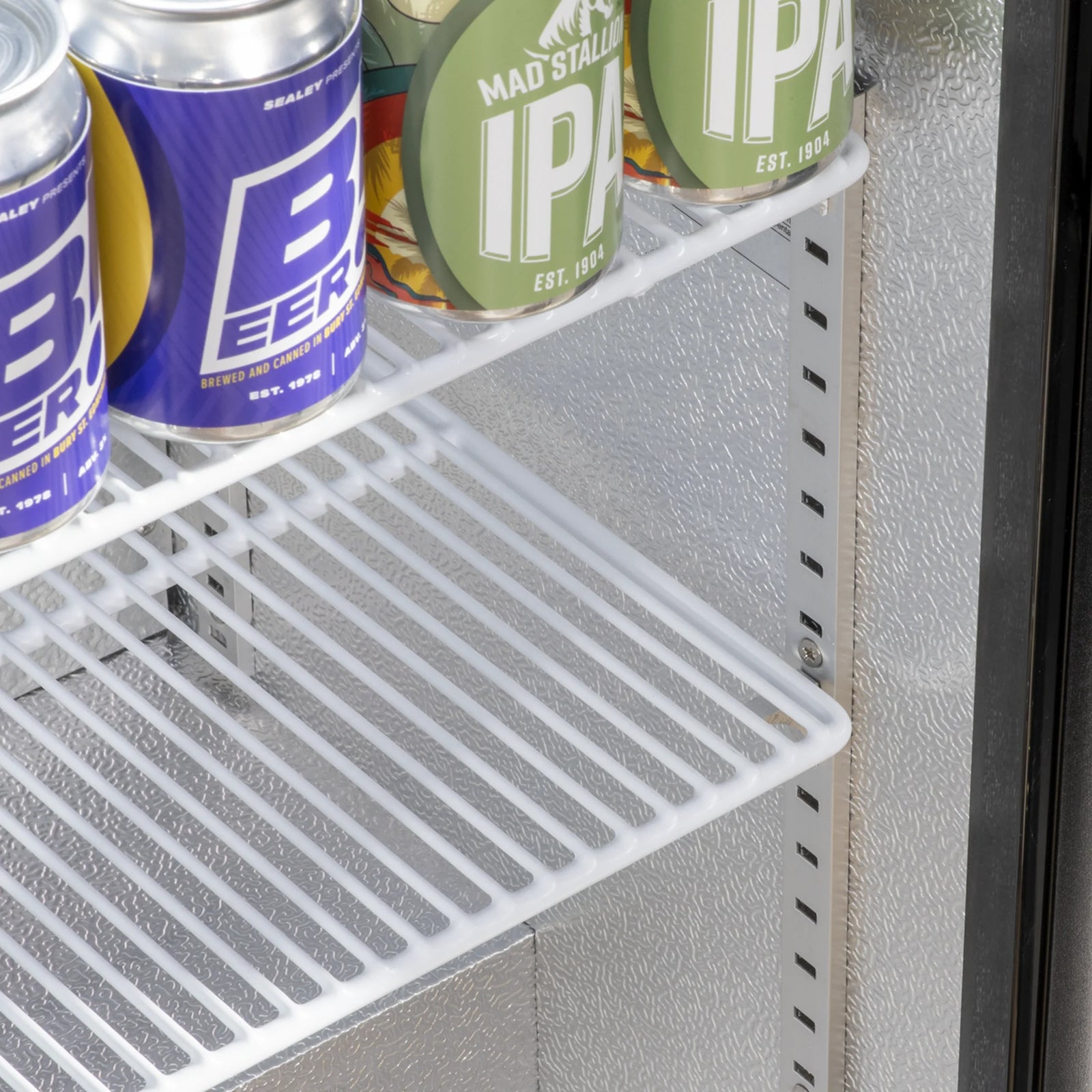 Baridi Back Bar Drinks Fridge DH272 190L Capacity - Black
