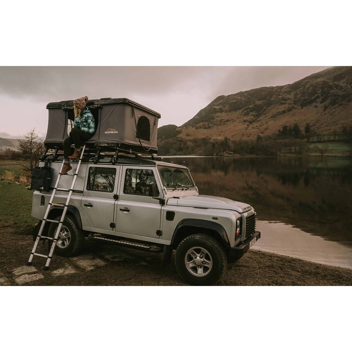 RoofBunk Roamer Hard Shell Roof Tent