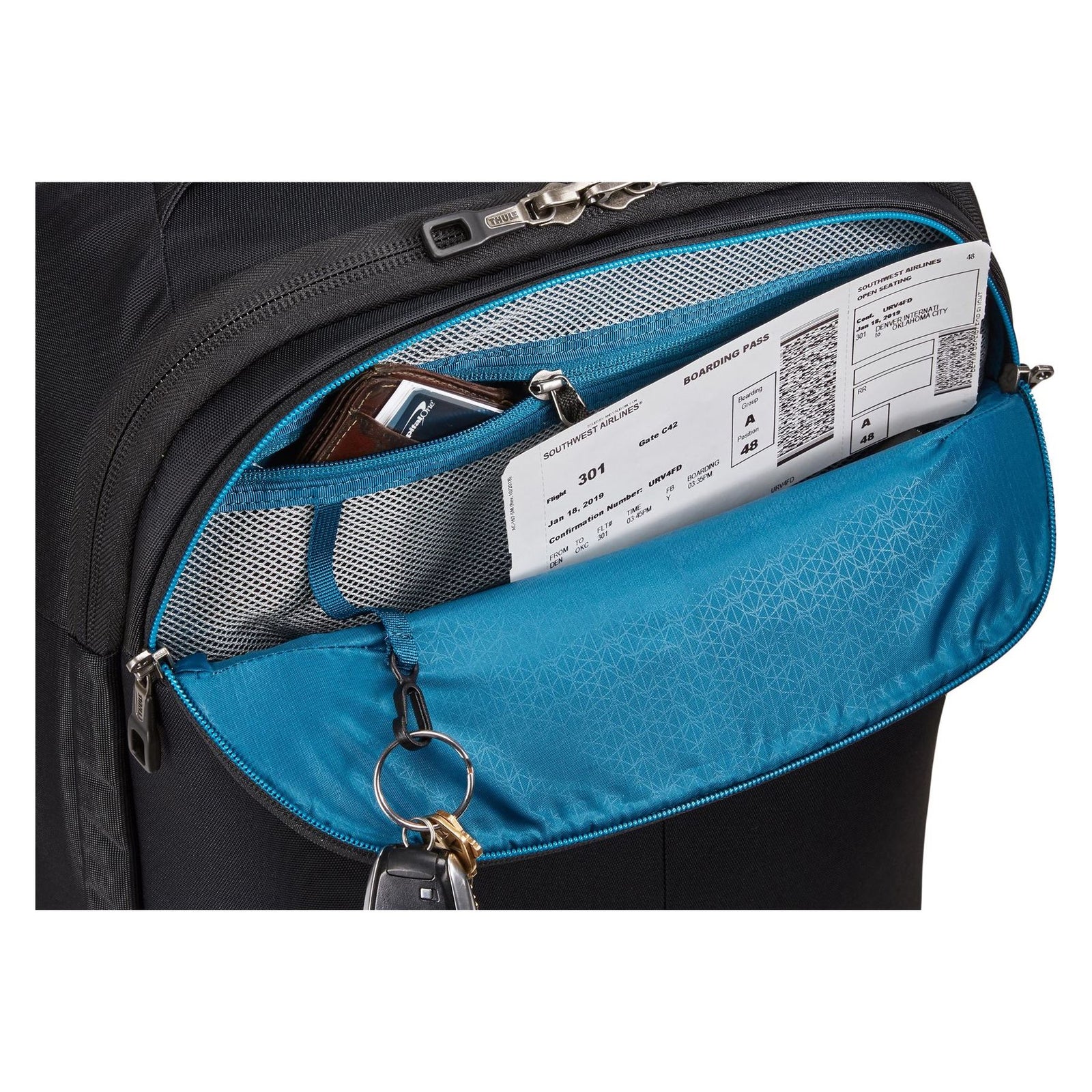 Thule Subterra Carry On Spinner Black Carry-on Luggage