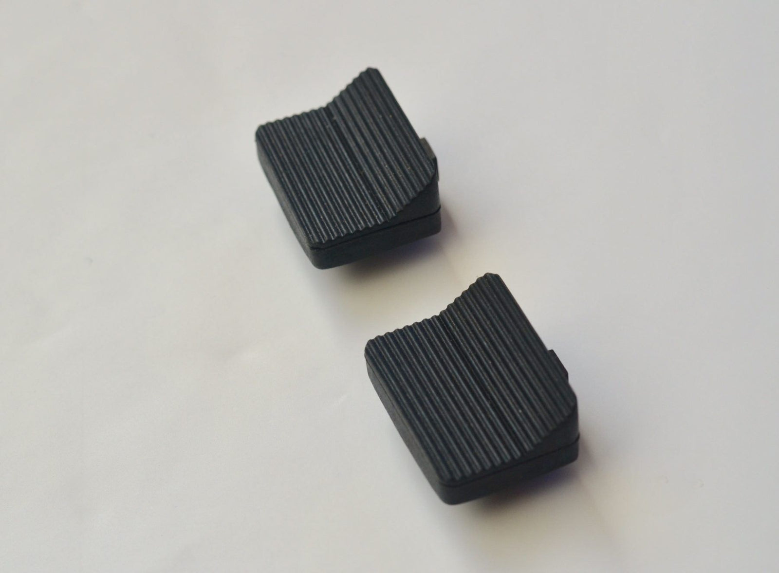 Aero V Pads (packed in 4's)