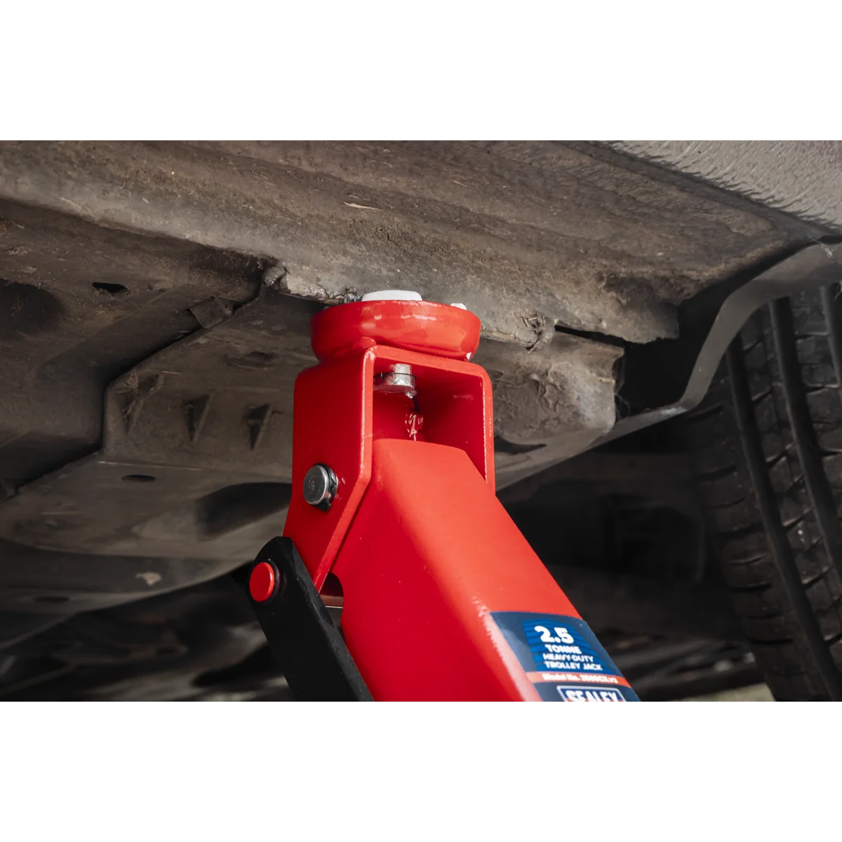 Sealey Trolley Jack 2.5 Tonne Heavy-Duty Model 2500CX