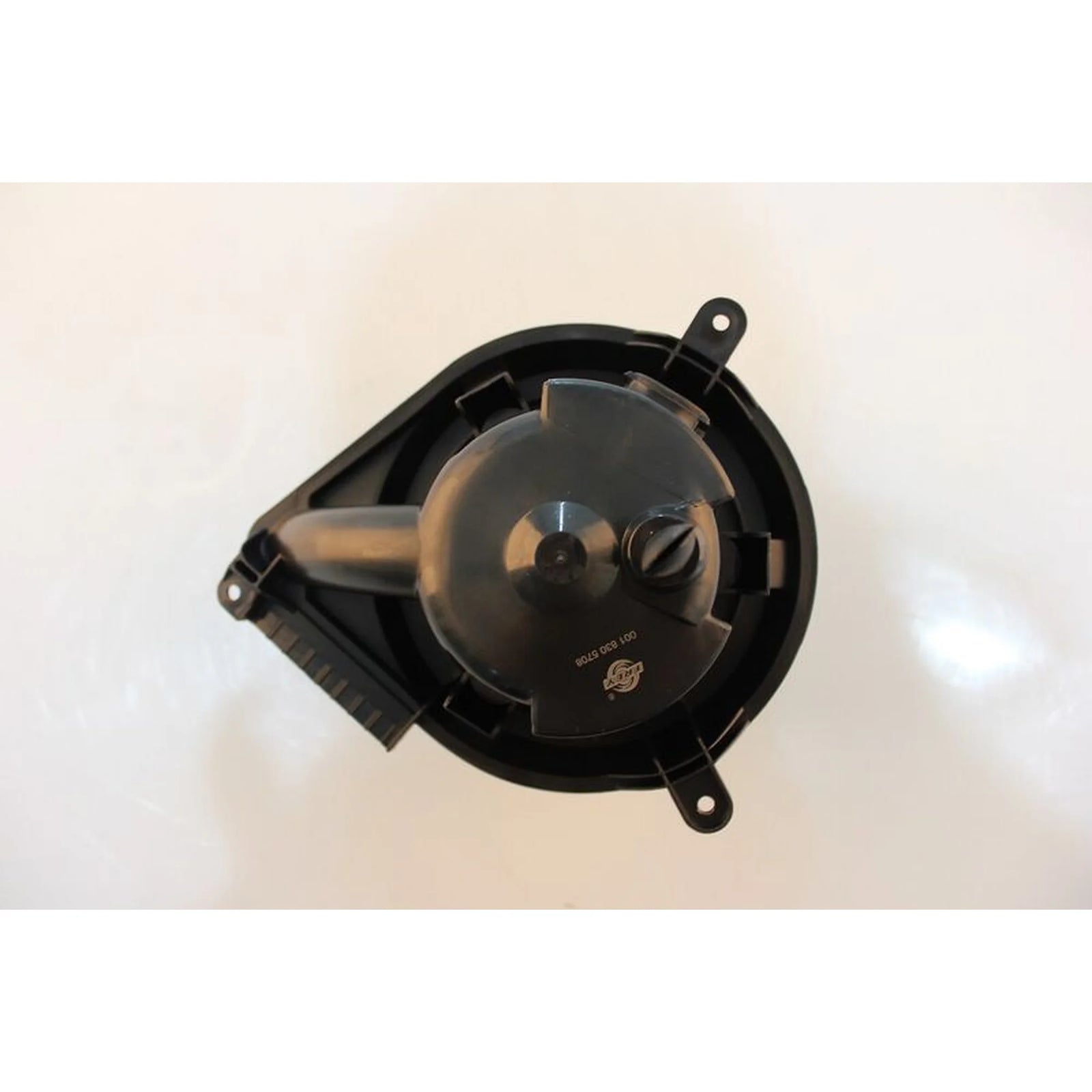 Valeo Heater Blower Fan Front 884671