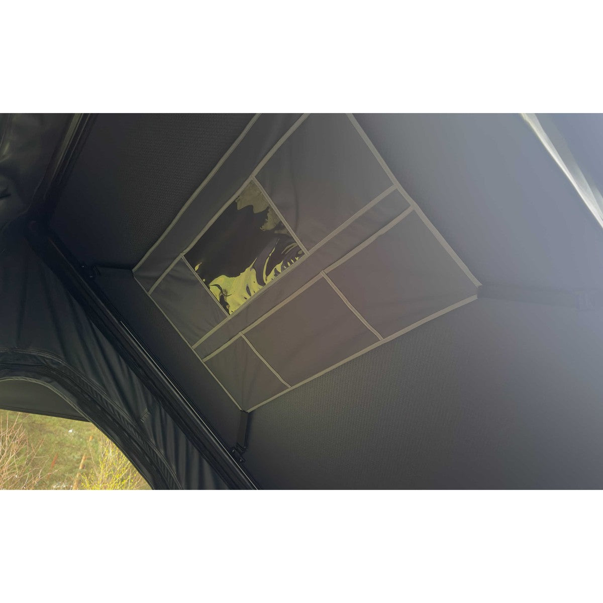 RoofBunk Adventurer Aluminium Clamshell Roof Tent