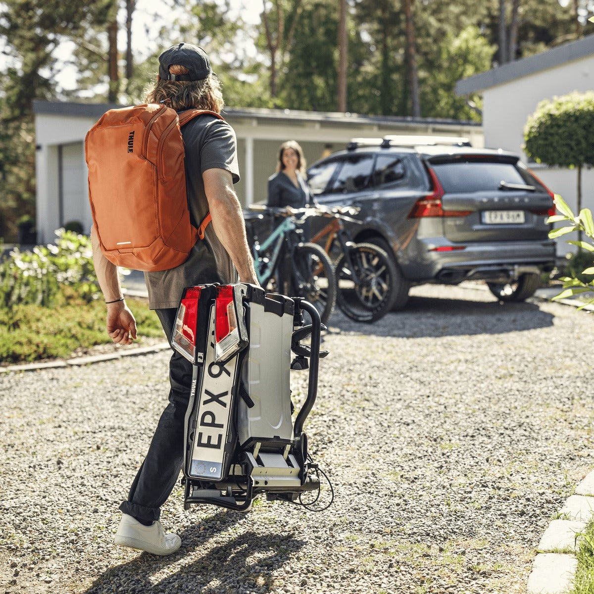 Thule EasyFold XT three-bike platform towbar bike rack black/aluminium Towbar Bike Rack