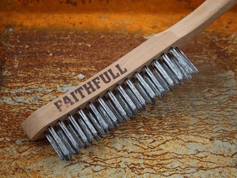 Faithfull Lightweight Scratch Brush, Three Row