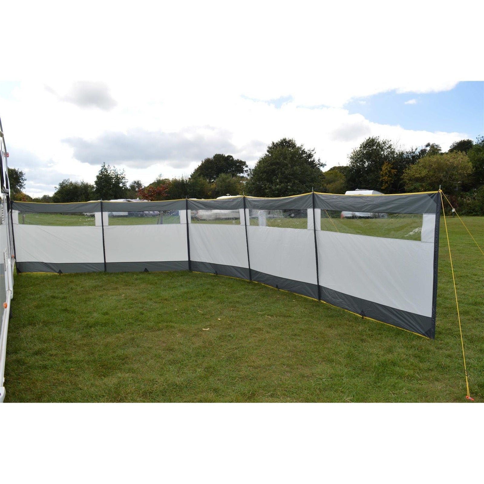 Maypole 5 Panel Steel Poled PVC Windbreak 800cm