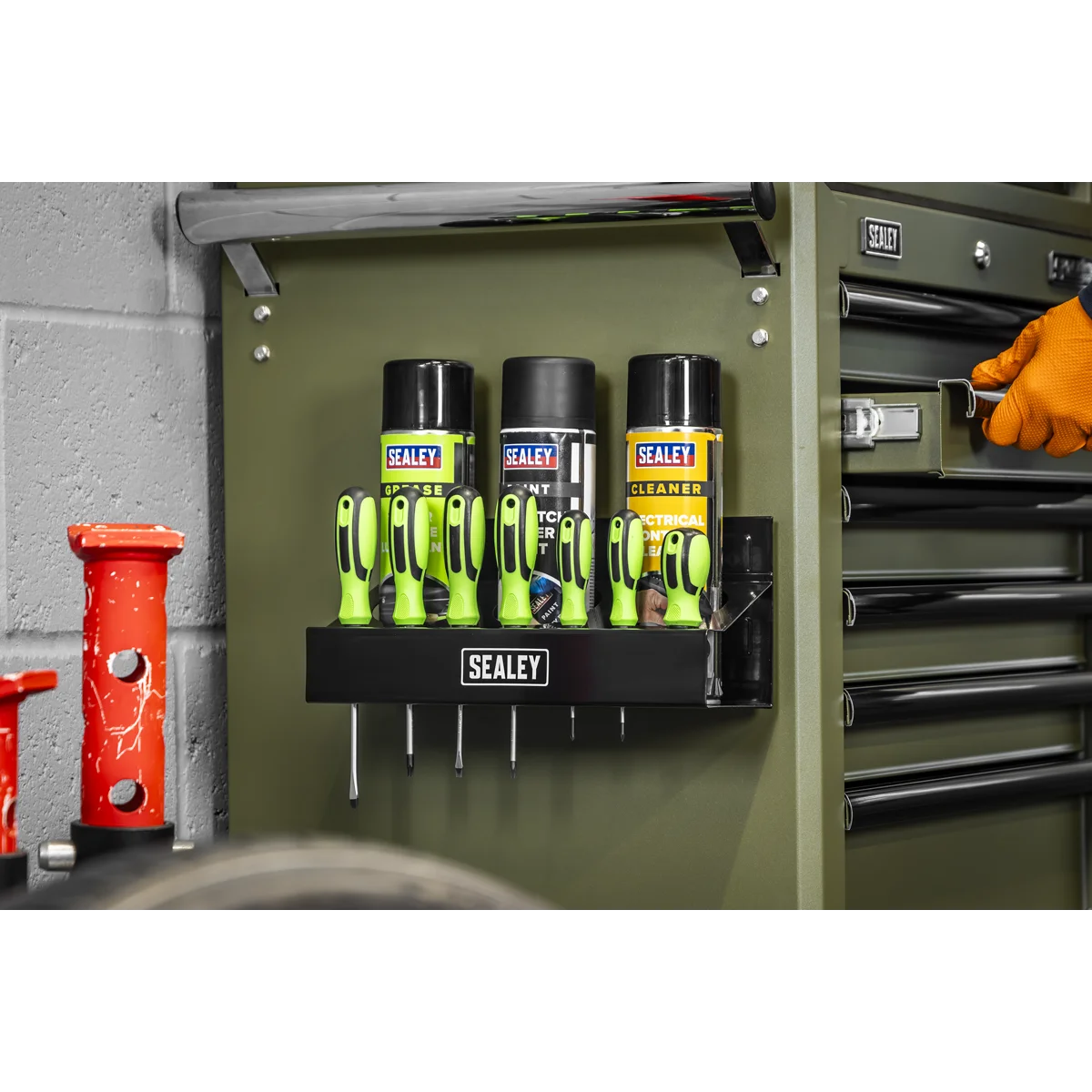 Sealey Magnetic Spray Can/Screwdriver Holder APMCH 1.38kg