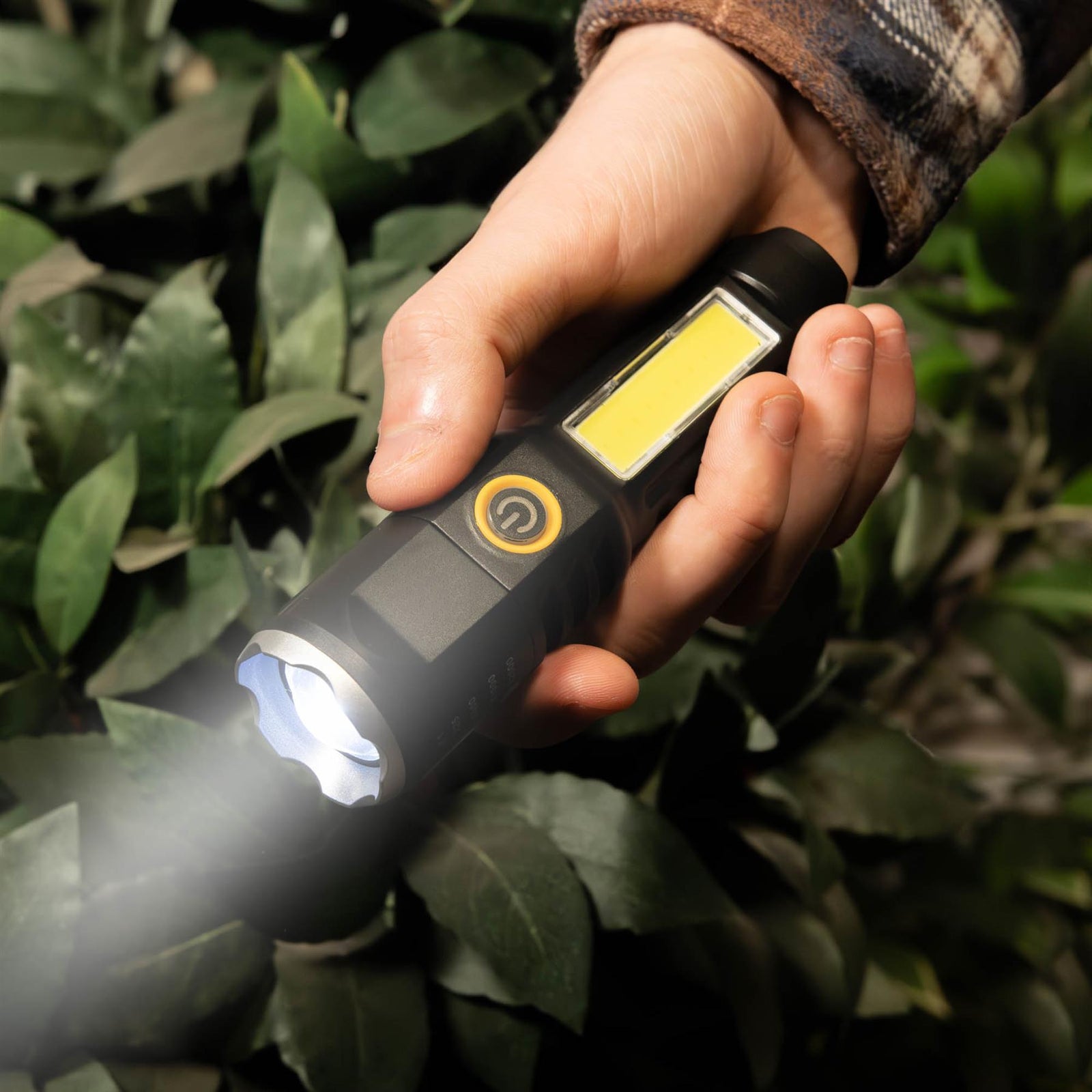 Lesiurewize Rechargeable Adjustable Beam LED Torch