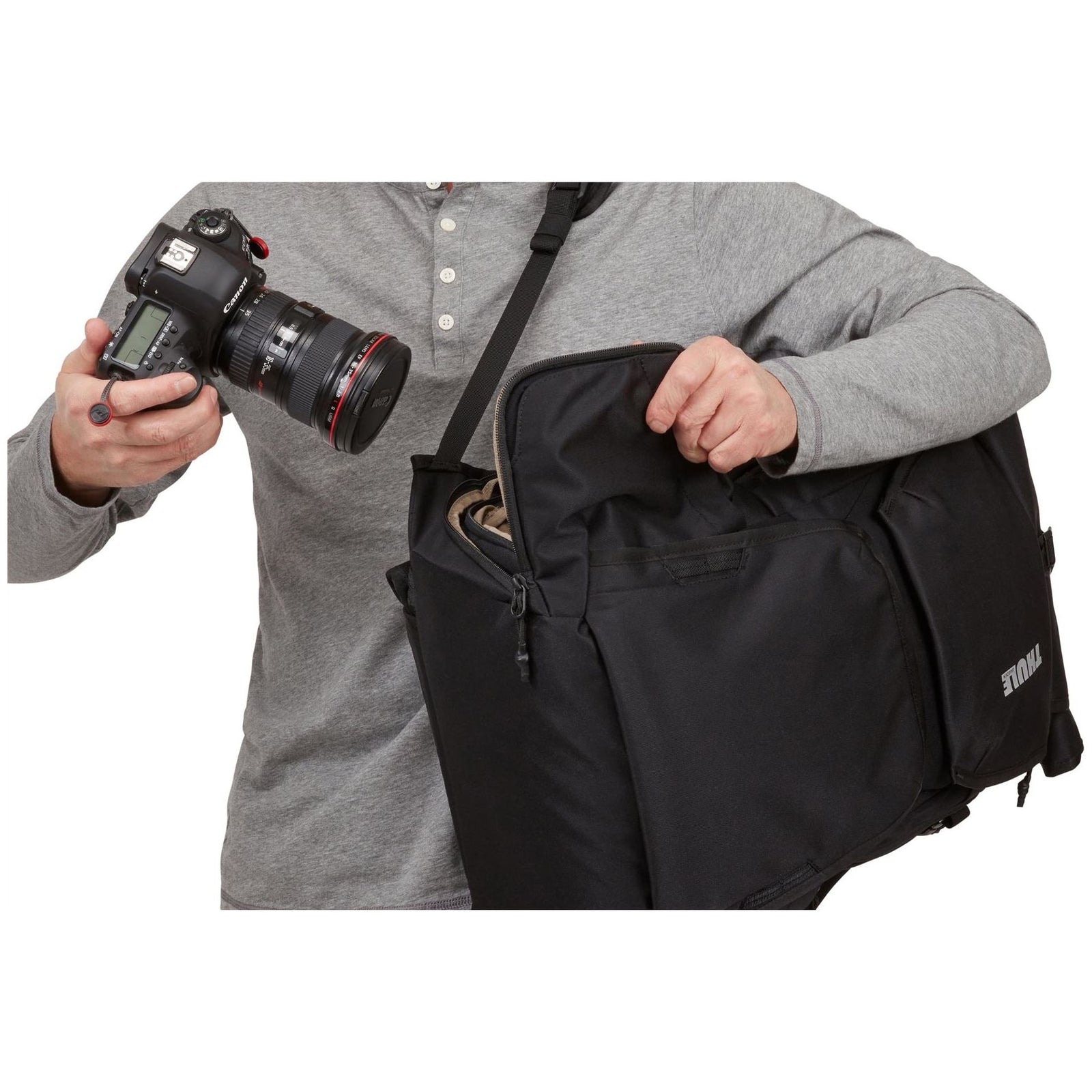 Thule Covert 3-in-1 Travel Backpack 32L – Camera, Laptop & Everyday Gear