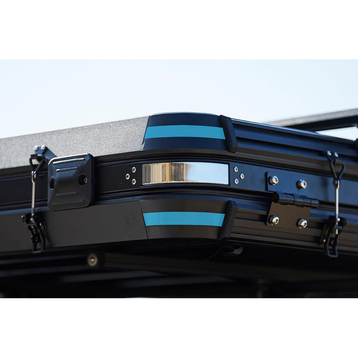 Skypod Lair Roof Tent 2-4 Berth