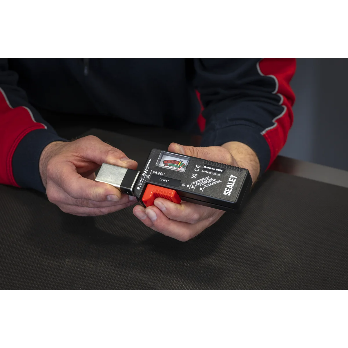 Sealey Battery Tester Model BT05 for AAA to 9V Batteries