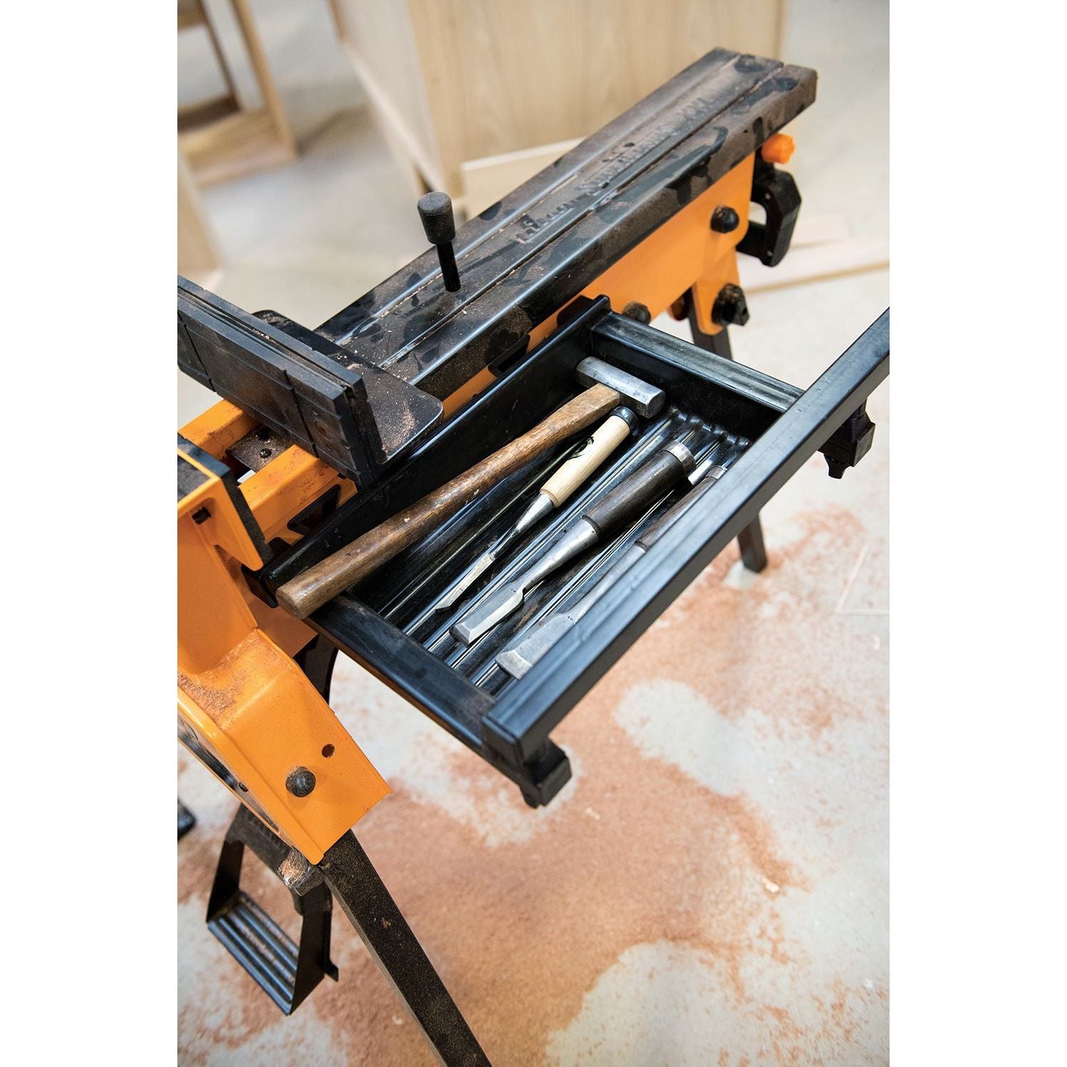 Triton Tool Tray / Work Support SJA420