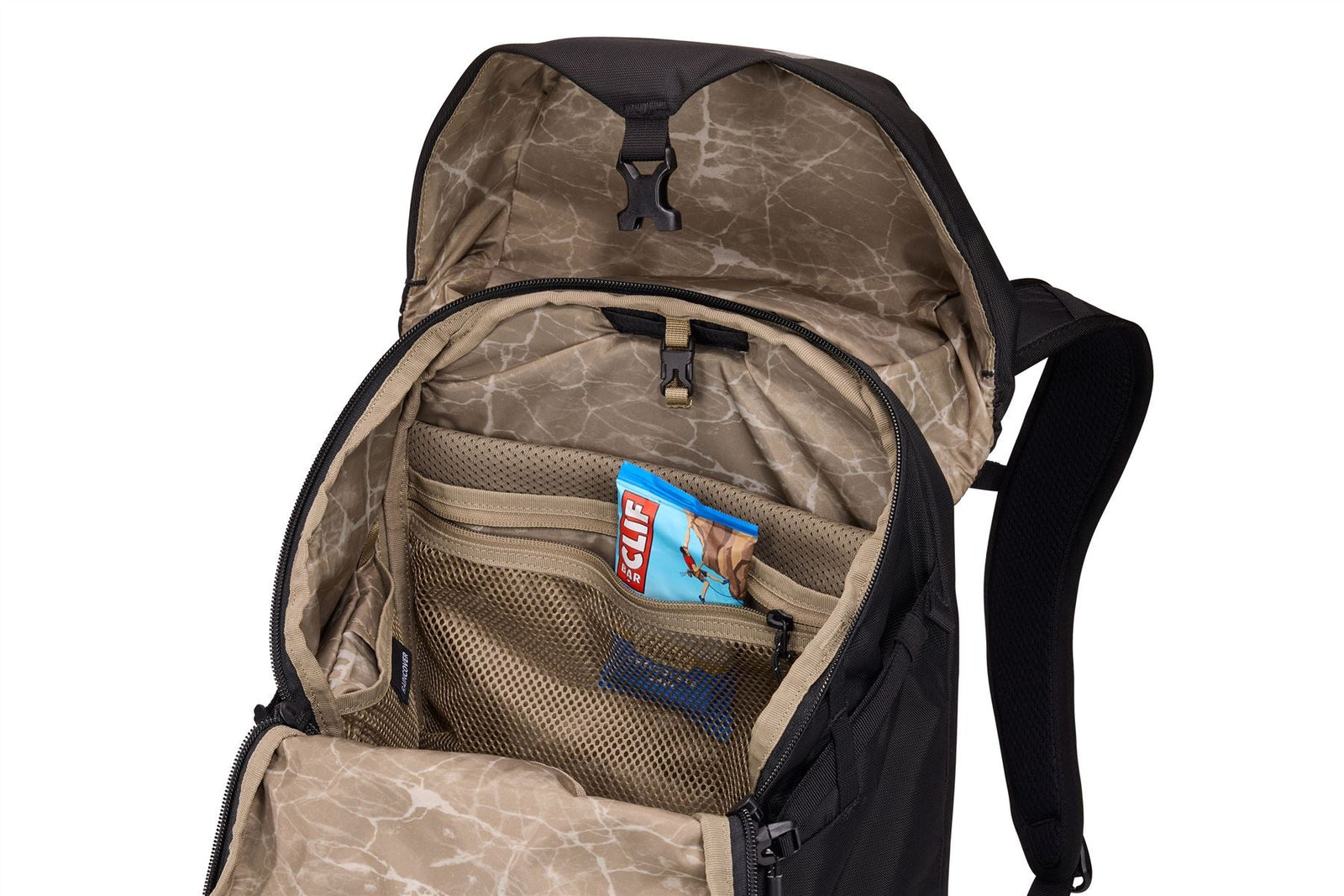 Thule AllTrail 25L daypack with rain cover black